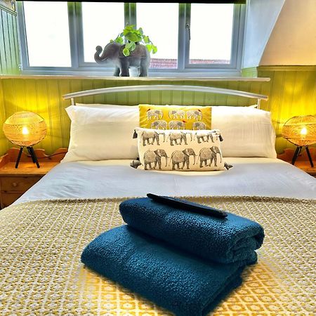 Lemur Lodge - Boutique Apartments - Short Stroll To The Beach Bournemouth Bagian luar foto