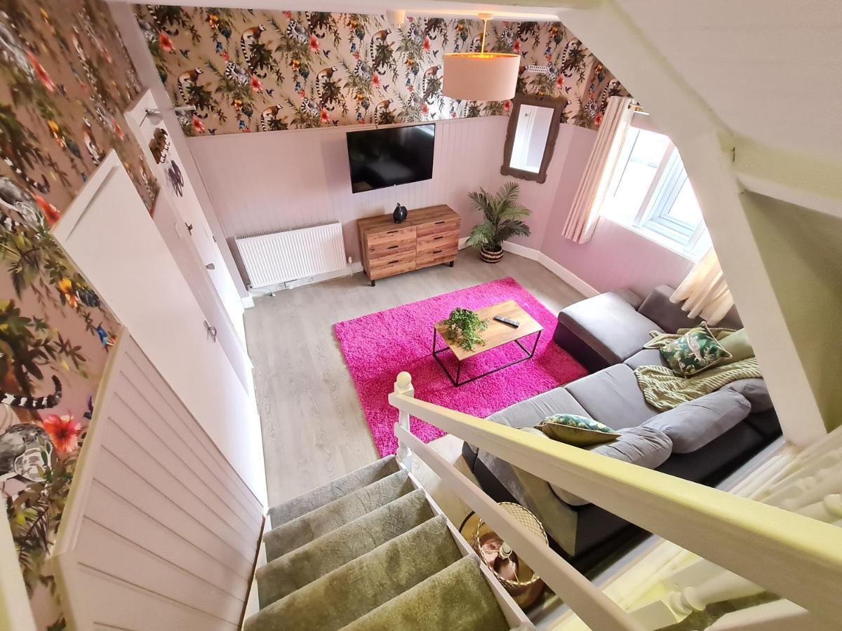 Lemur Lodge - Boutique Apartments - Short Stroll To The Beach Bournemouth Bagian luar foto