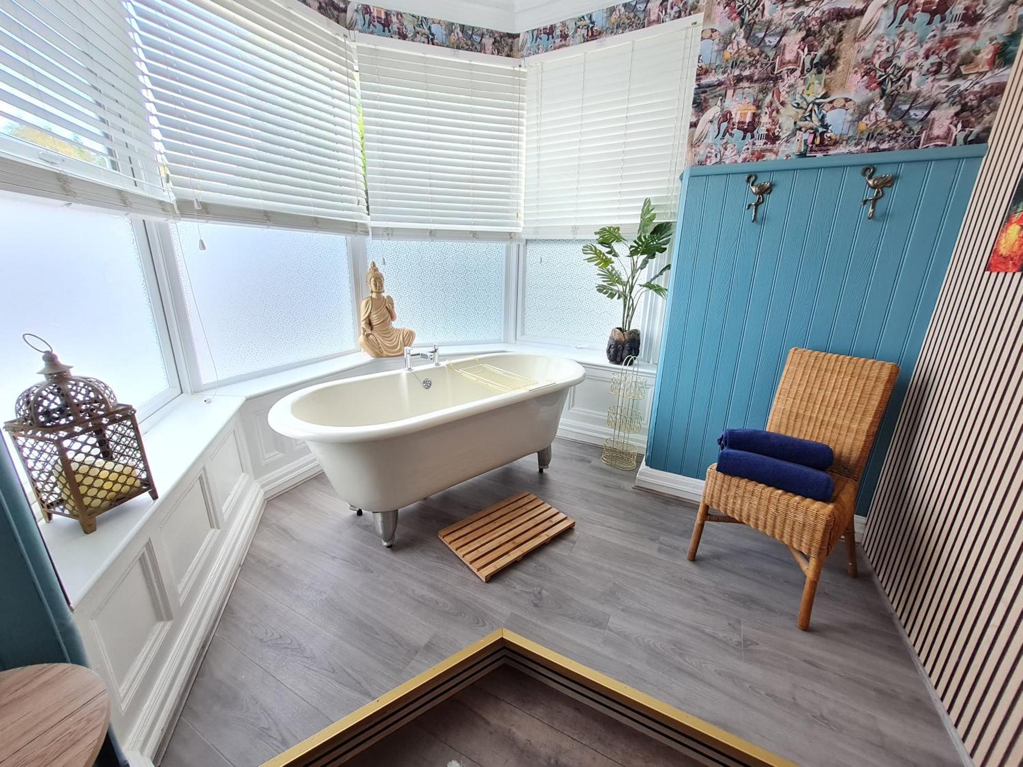 Lemur Lodge - Boutique Apartments - Short Stroll To The Beach Bournemouth Bagian luar foto