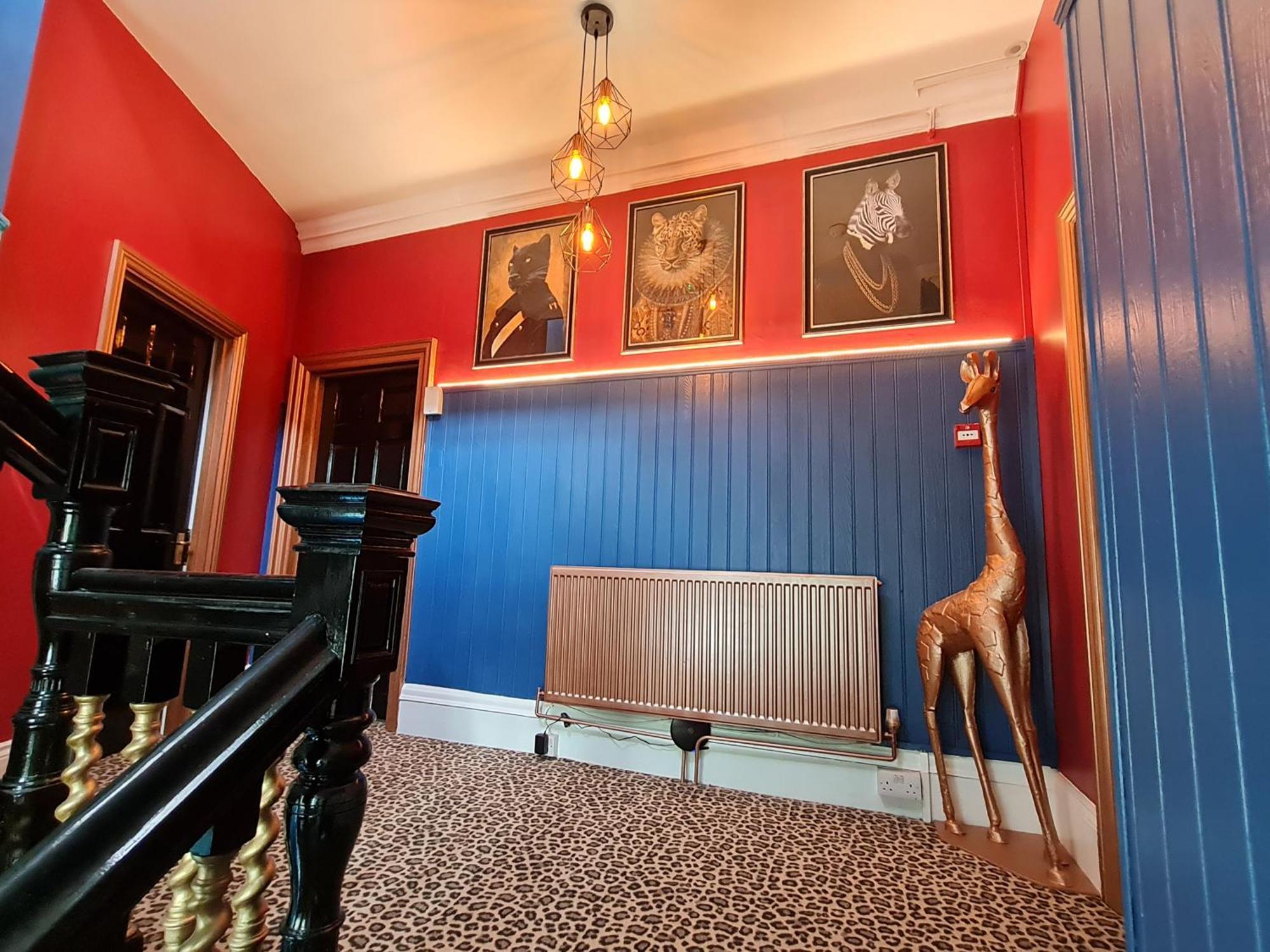 Lemur Lodge - Boutique Apartments - Short Stroll To The Beach Bournemouth Bagian luar foto