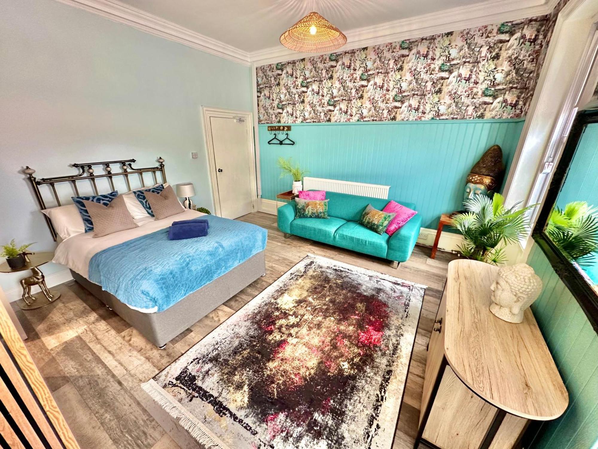 Lemur Lodge - Boutique Apartments - Short Stroll To The Beach Bournemouth Bagian luar foto