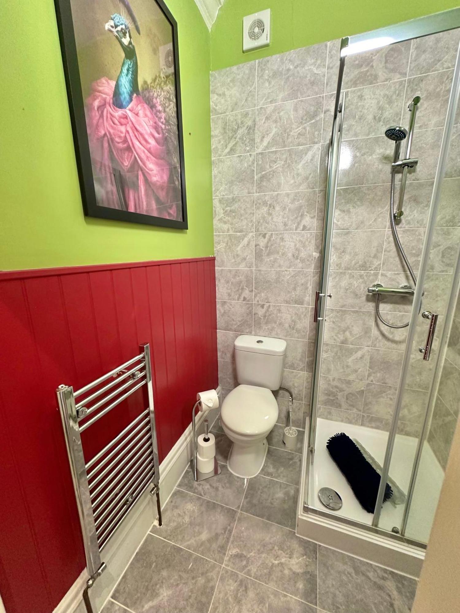 Lemur Lodge - Boutique Apartments - Short Stroll To The Beach Bournemouth Bagian luar foto